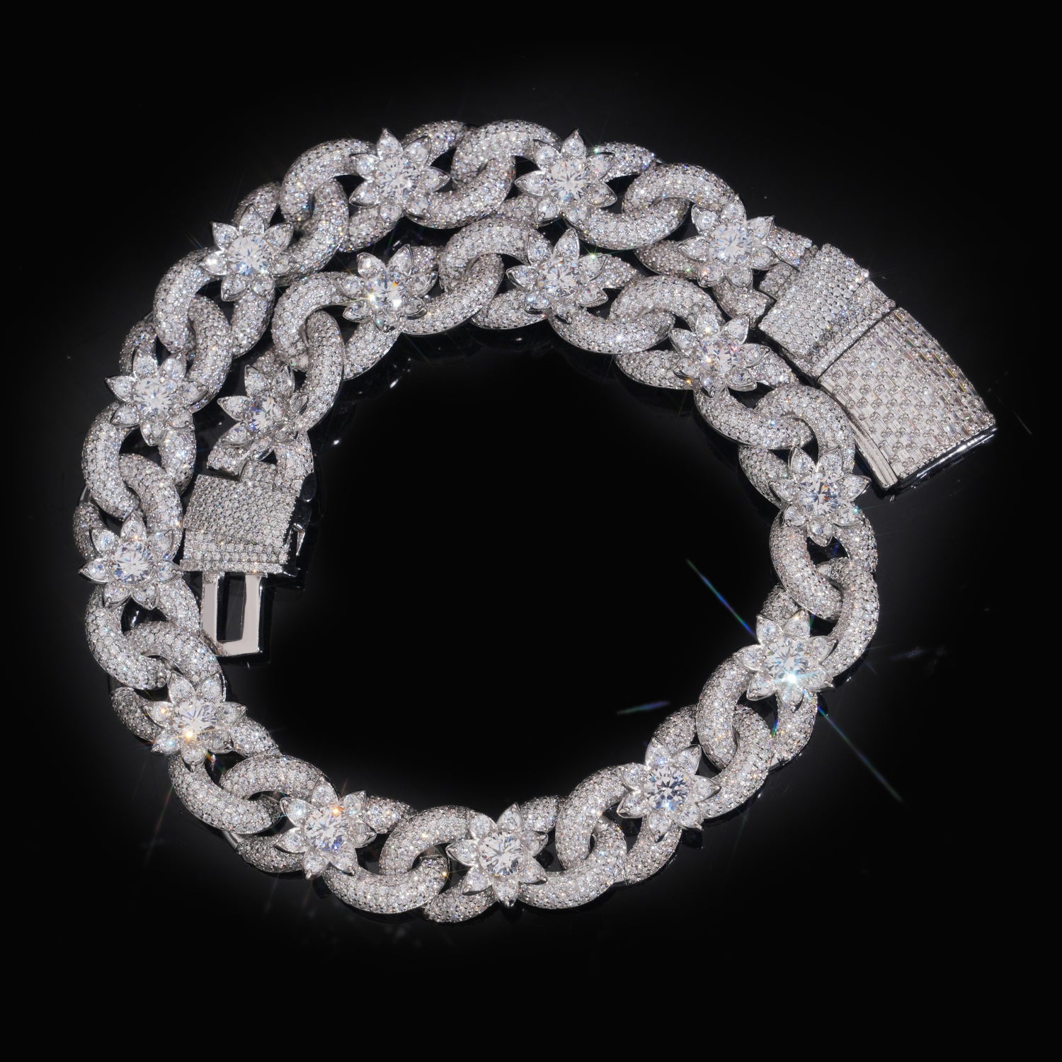 Iced Out Hip Hop 18MM Flower Infinity Link Chain Necklace