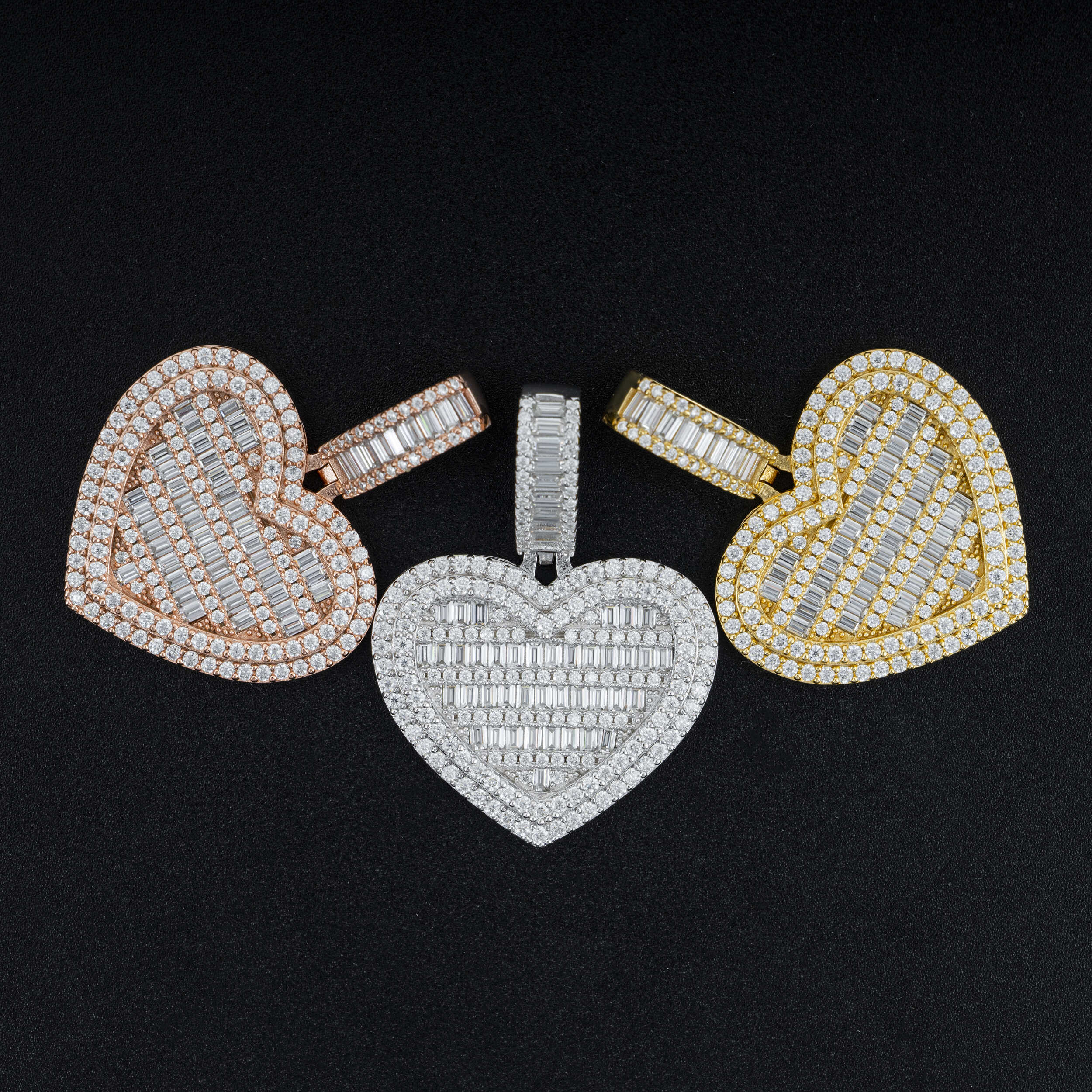 Stylish Baguette Diamond Heart Shaped Pendant For Unisex