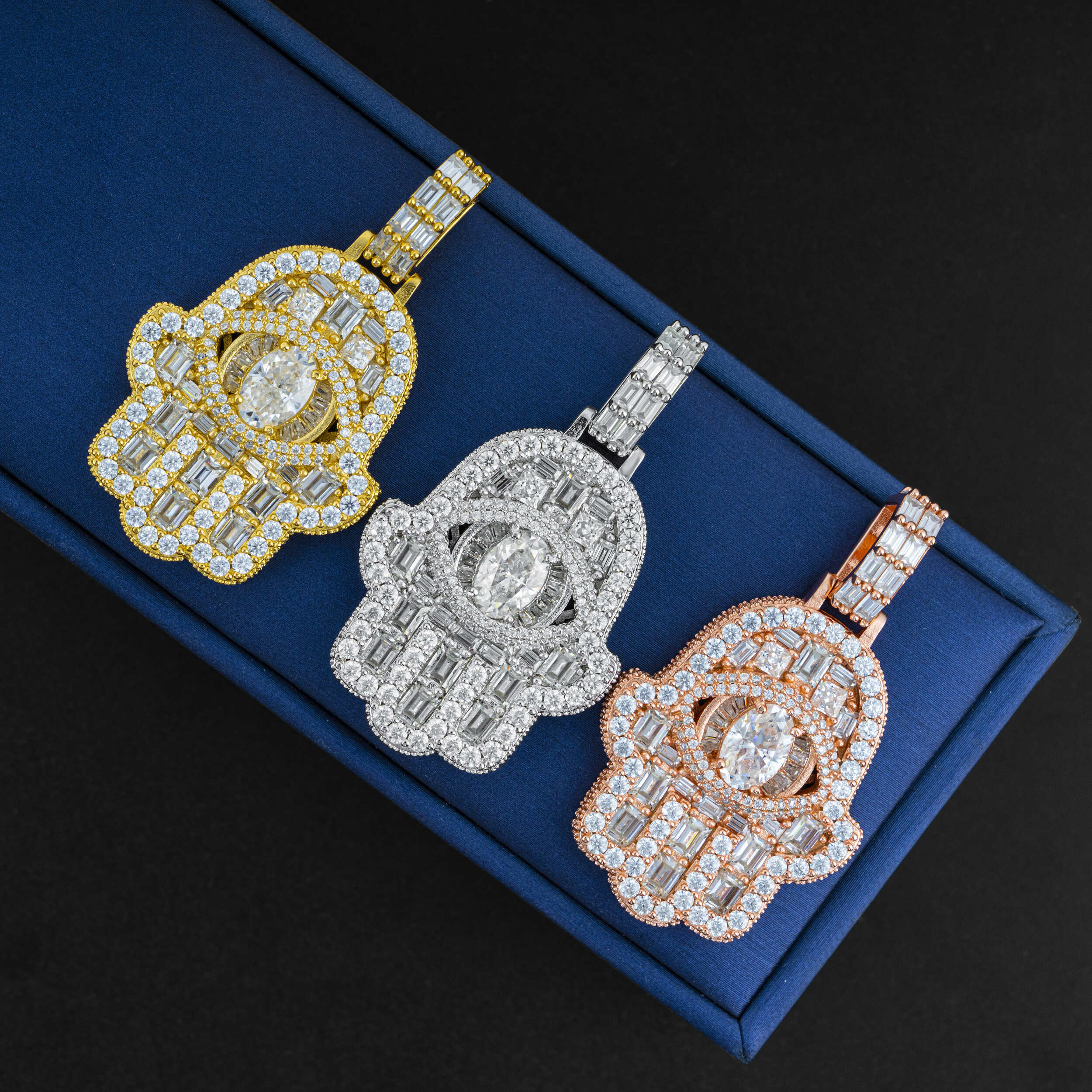 Luxury Deisgn Hamsa Pendant Charm VVS