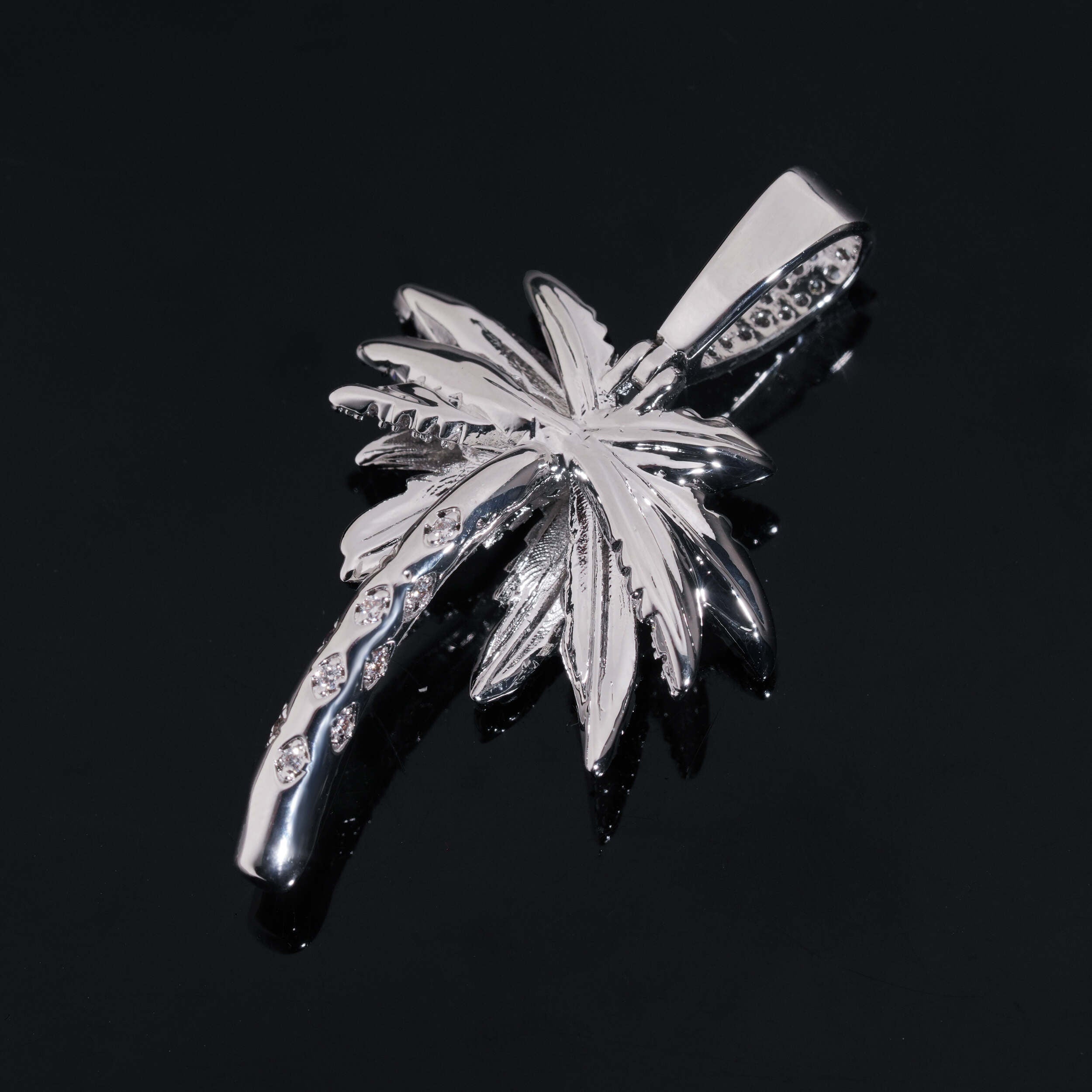 Iced Out Cz Tree Pendant Charm For Unisex