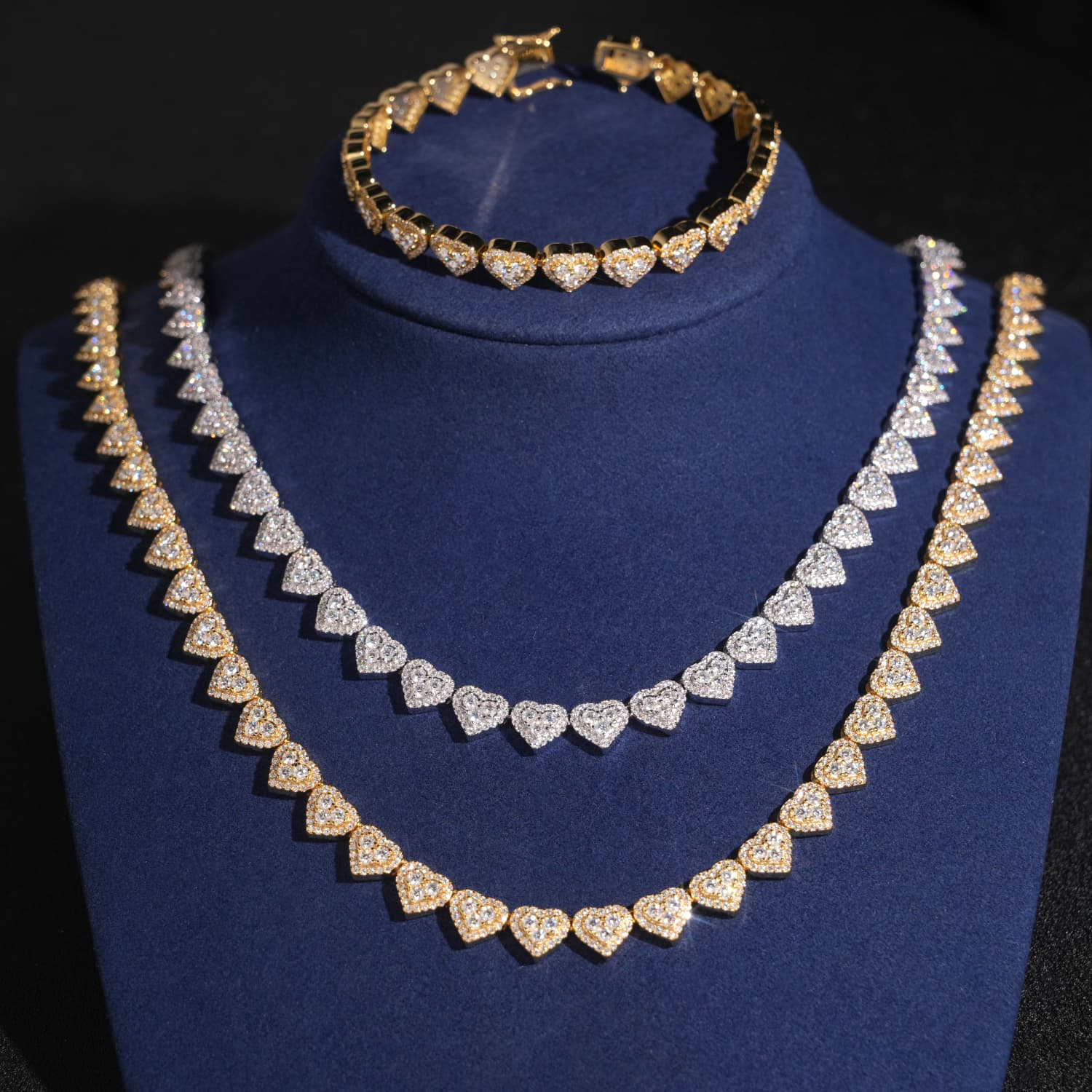 Cubic Zirconia 8MM Heart Shaped Tennis Link Bracelet For Unisex