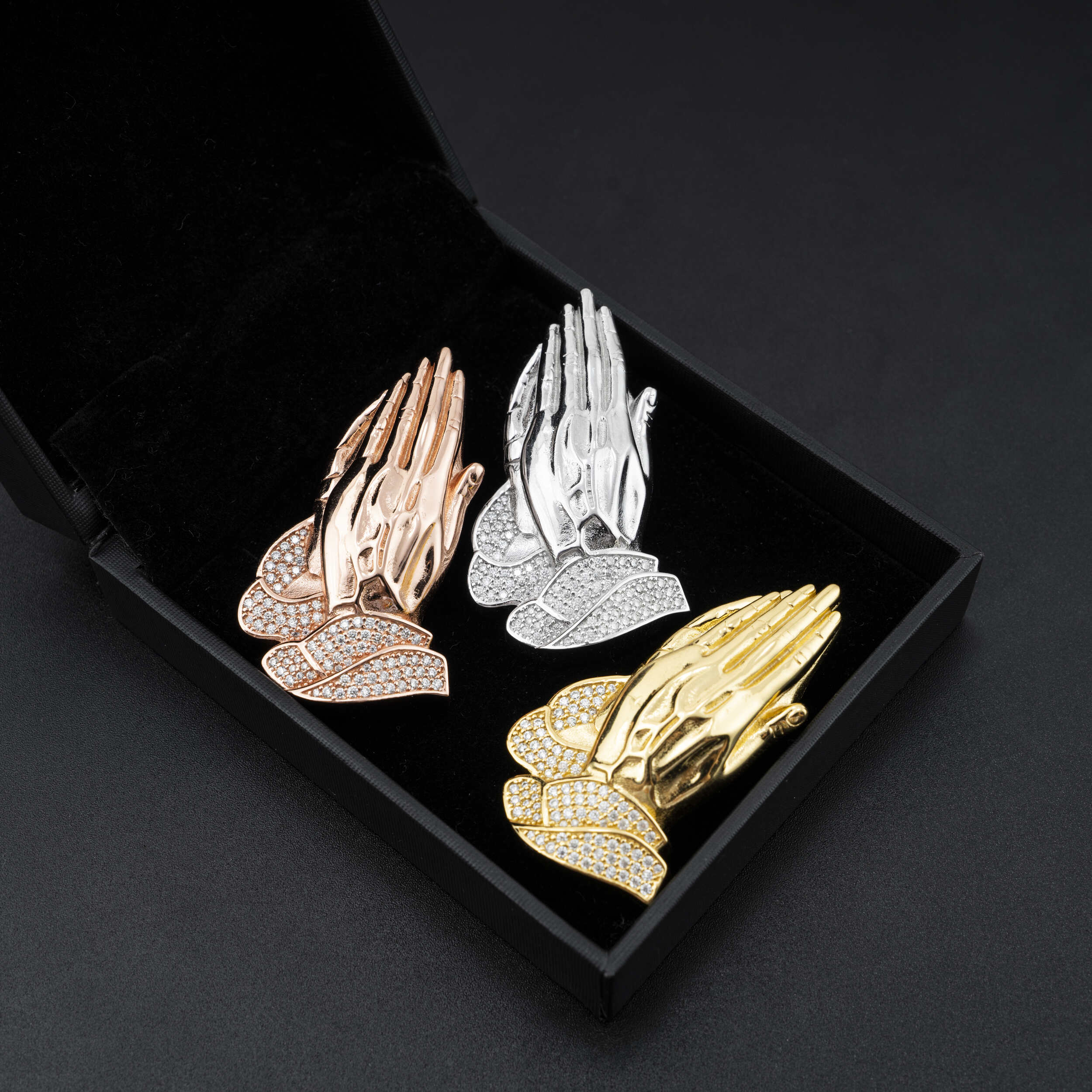 Iced Out Men Hip Hop Jewelry Praying Hands Pendant