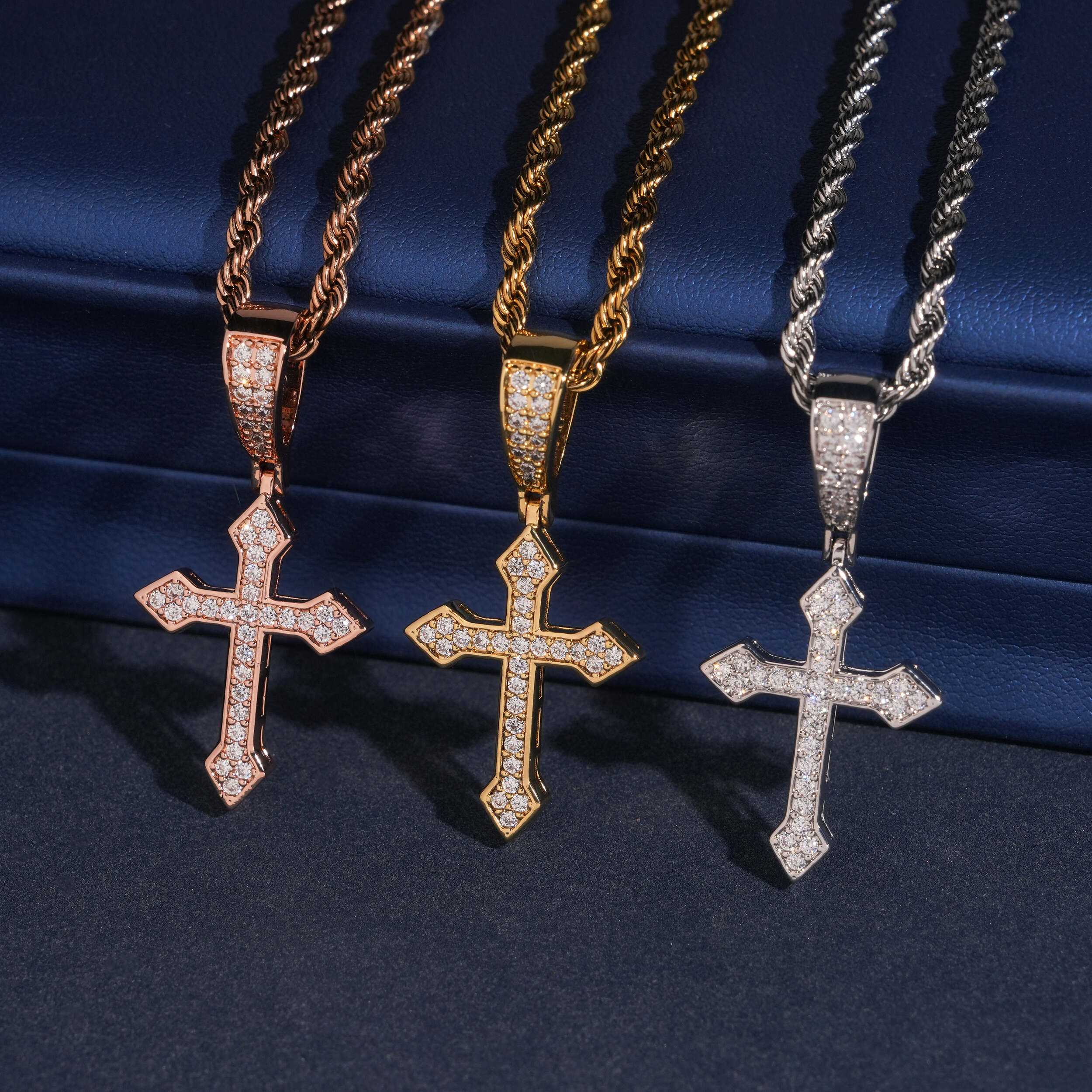 Classic Design Cross Pendant Charm For Unisex