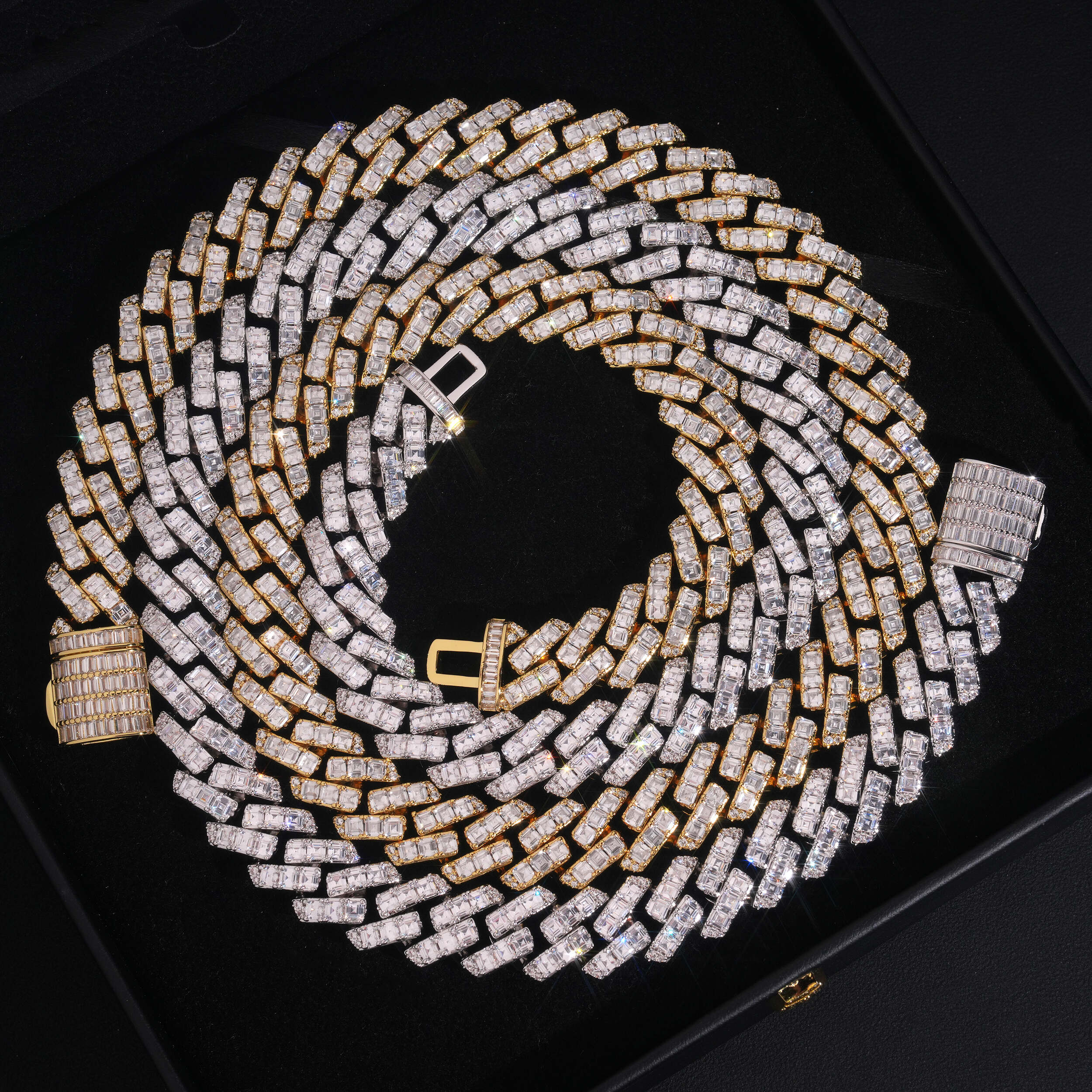Iced Out Hip Hop Jewelry 15MM Baguette Diamond Cuban Chain Necklace